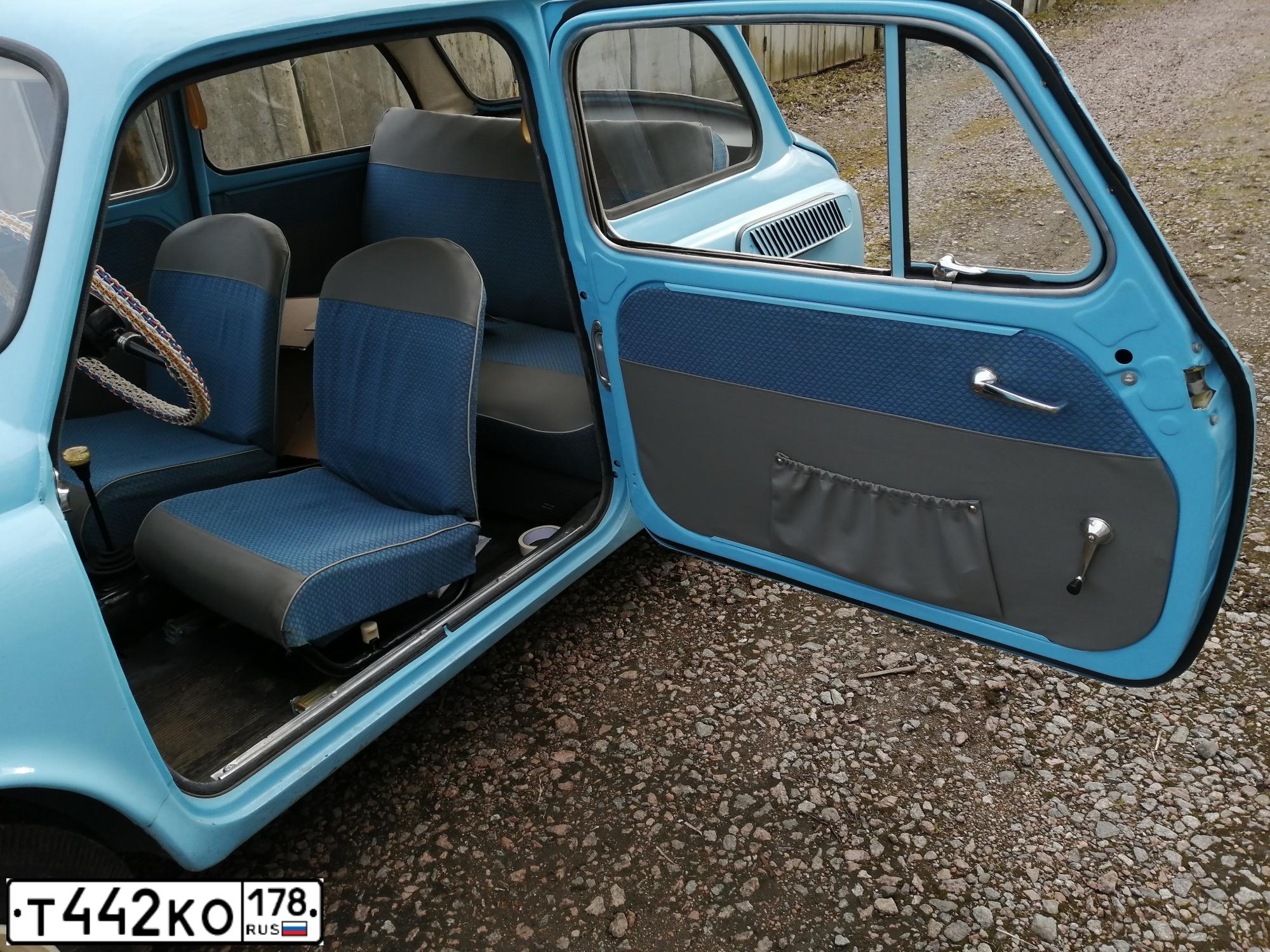 Фото автомобиля RENAULT KANGOO, 2012 — госномер Т442КО178. Цвет: БЕЛЫЙ