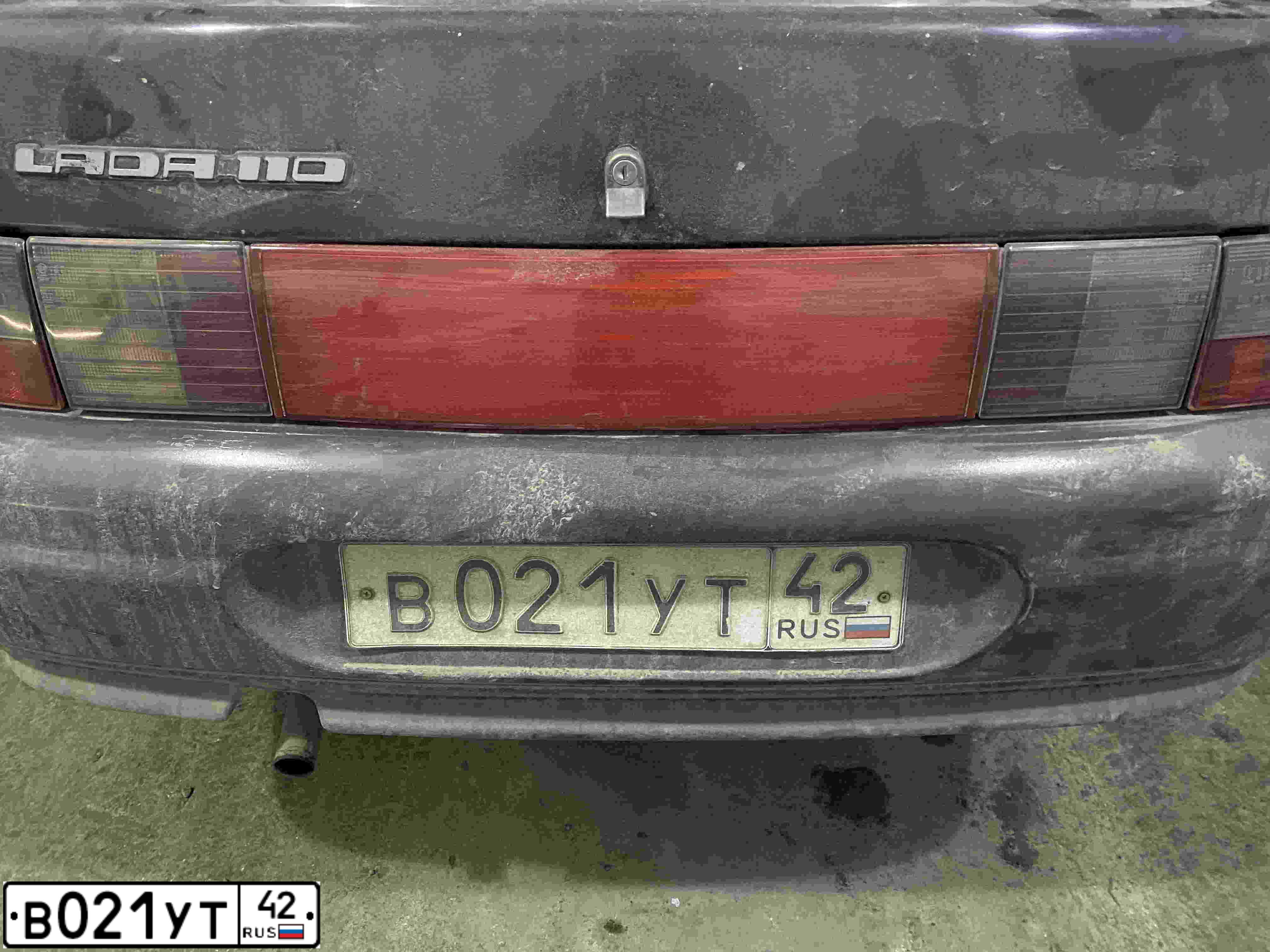 Фото автомобиля LADA 2110, 2002 — госномер В021УТ42. Цвет: СЕРЕБРИСТО-ТЕМНО-ФИОЛЕТОВЫЙ