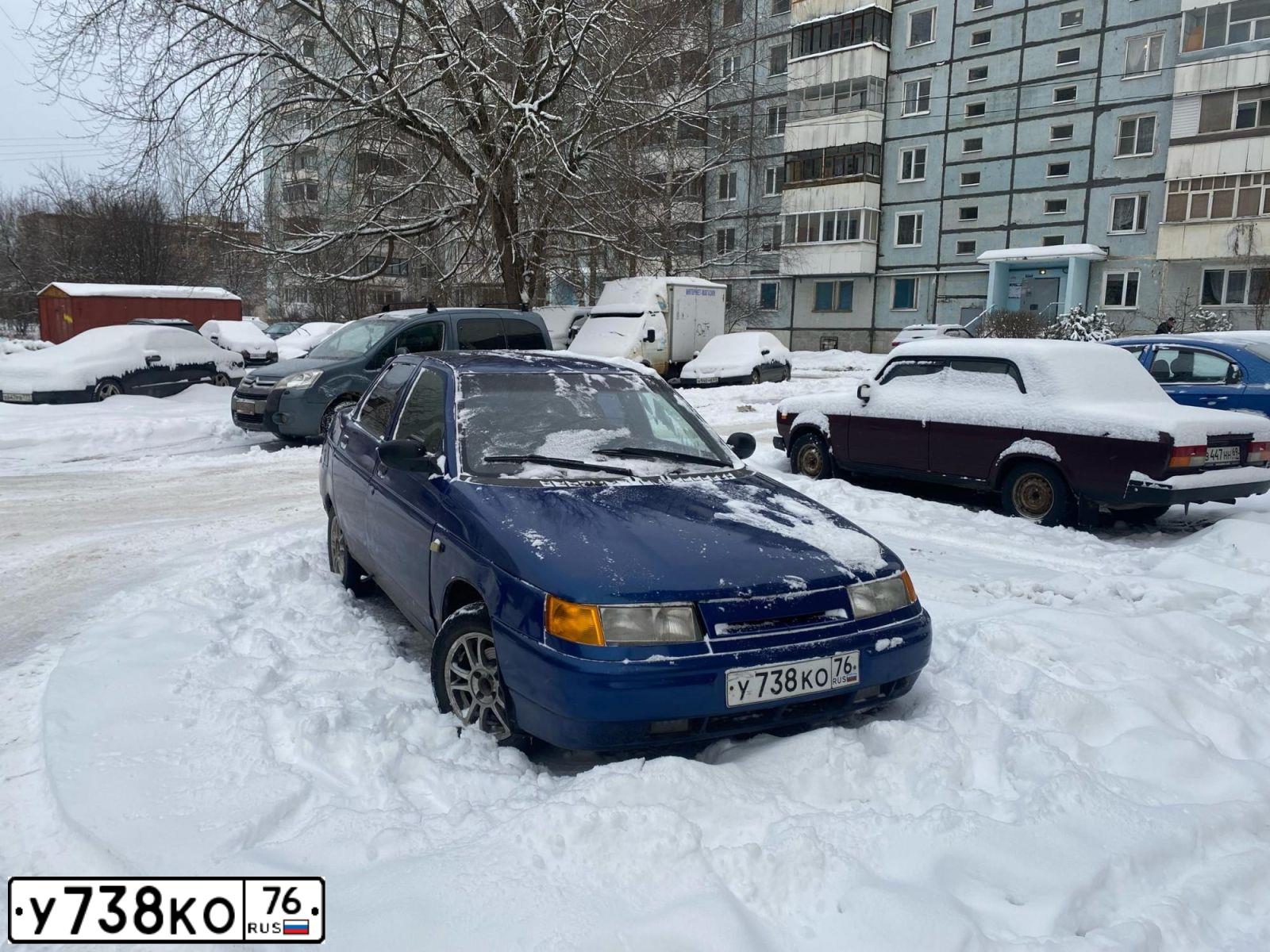 Фото автомобиля ВАЗ 21103, 2002 — госномер В196ТР69. Цвет: ЯРКО-СИНИЙ