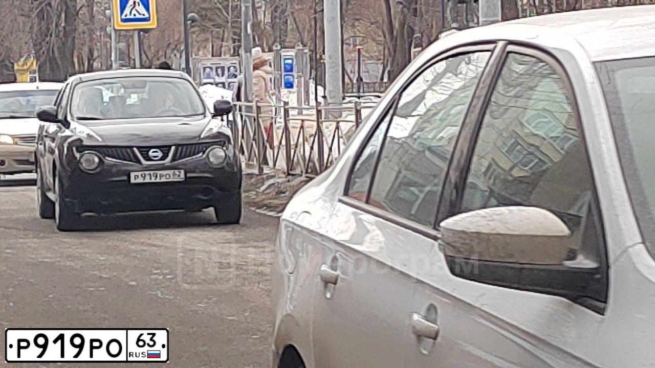 Фото автомобиля CITROEN C4, 2012 — госномер Н430АА763