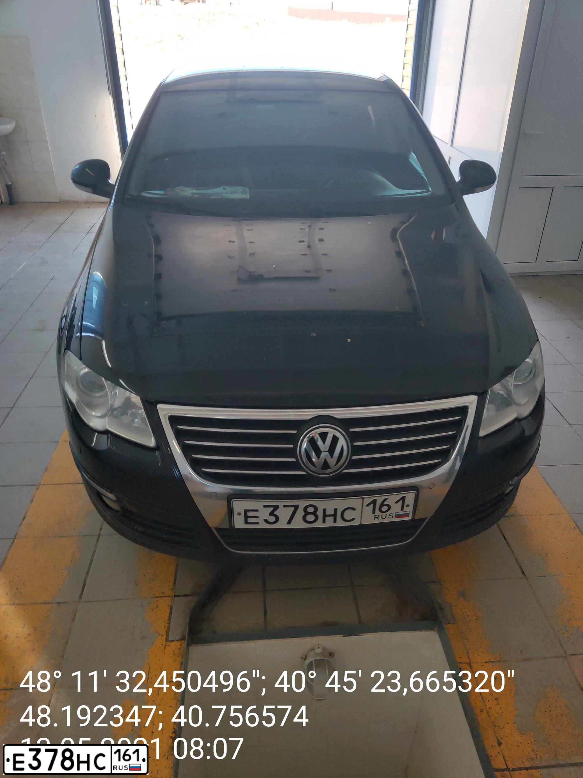Фото автомобиля VOLKSWAGEN PASSAT, 2006 — госномер Е378НС161. Цвет: ЧЕРНЫЙ