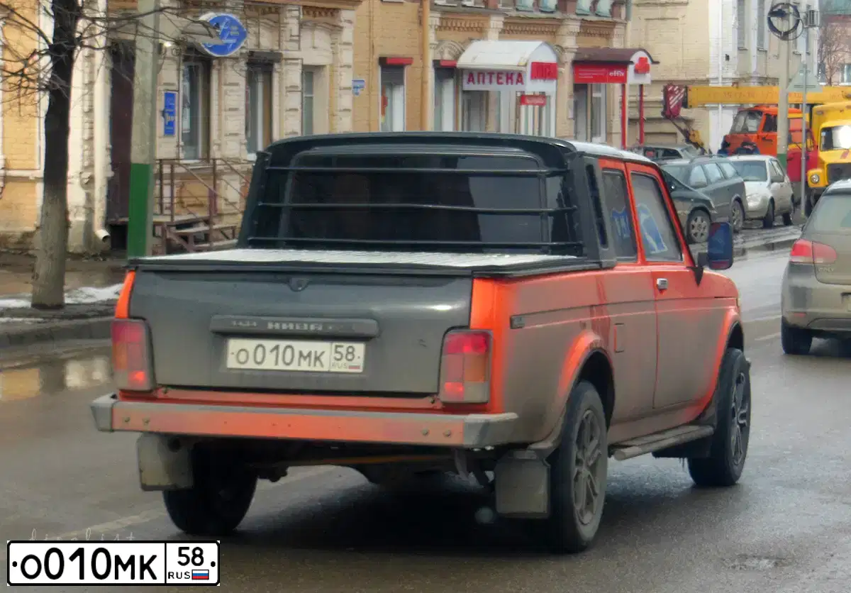 Фото автомобиля LADA 2329 NIVA, 2001 — госномер М812ТА58