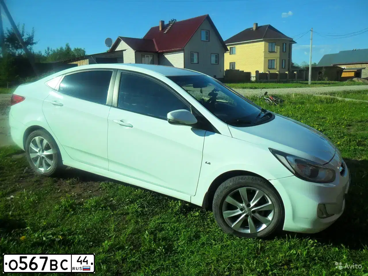 Фото автомобиля HYUNDAI SOLARIS, 2012 — госномер У959ЕУ44. Цвет: Белый