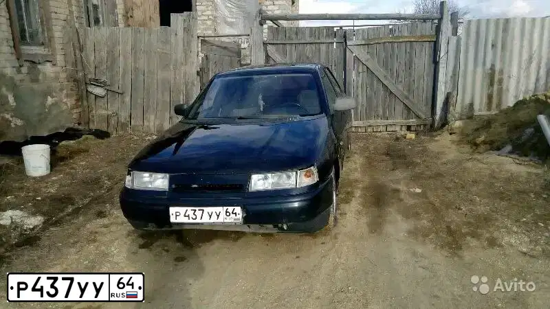 Фото автомобиля LADA 2110, 1997 — госномер М717КТ64. Цвет: ЛАЗУРНО СИНИЙ
