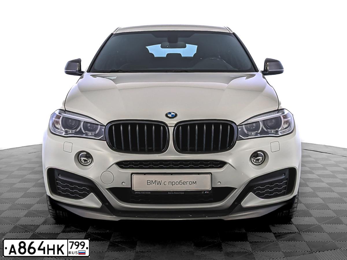 Фото автомобиля BMW X6, 2018 — госномер О814РН790. Цвет: Белый