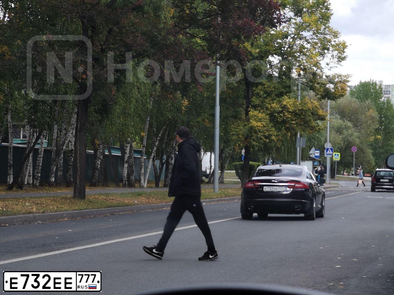Фото автомобиля VOLVO S80, 2007 — госномер М598АА134. Цвет: ЧЕРНЫЙ