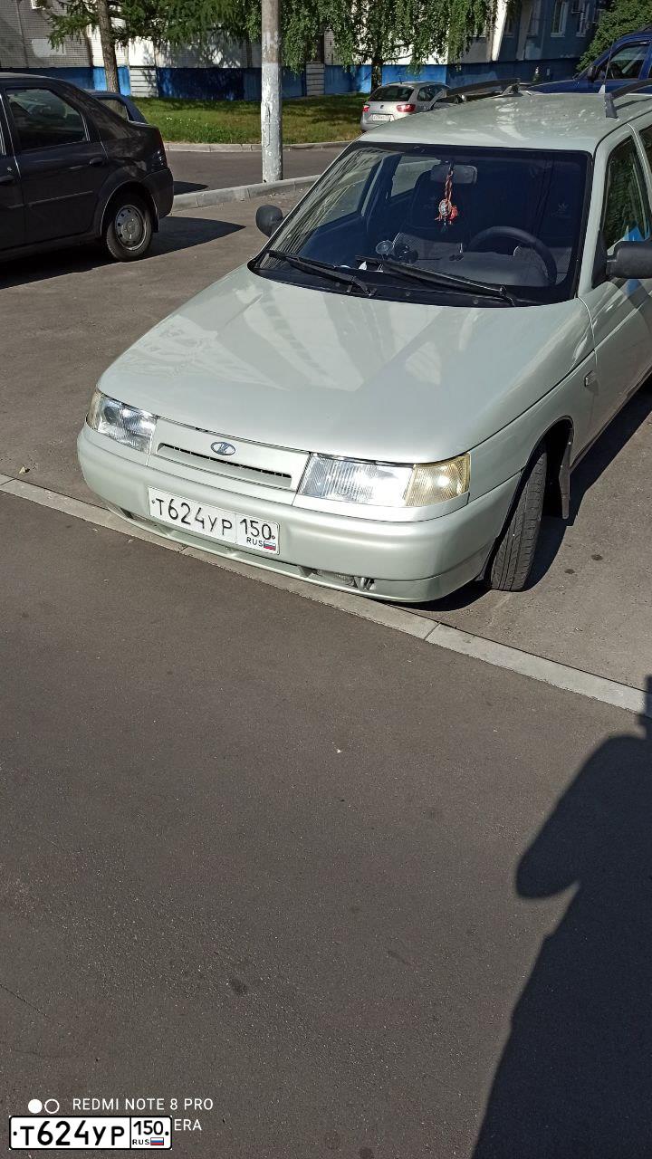 Фото автомобиля LADA 2111, 2004 — госномер Т624УР150. Цвет: Белый