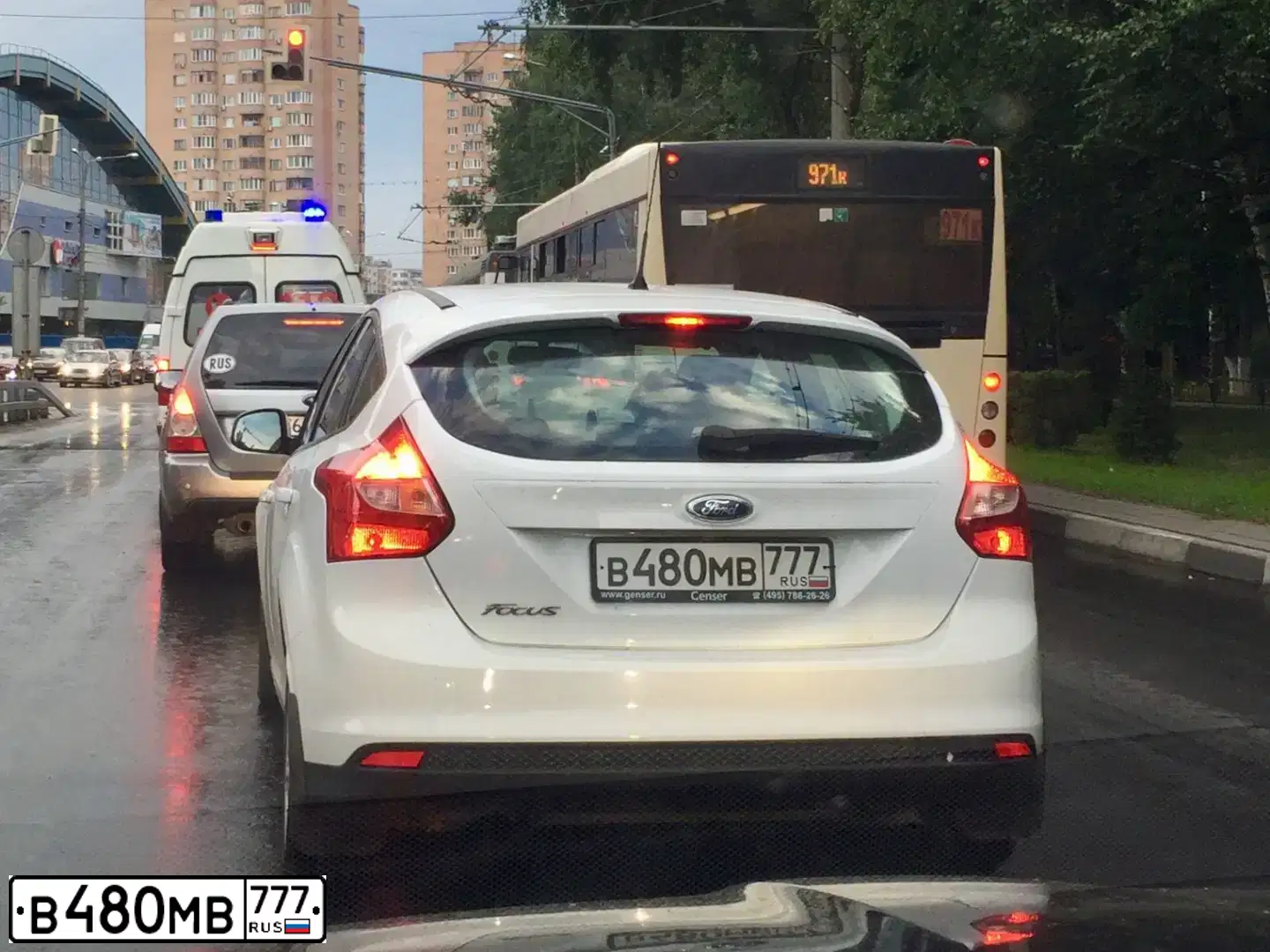 Фото автомобиля FORD D FOCUS, 2014 — госномер В480МВ777. Цвет: Белый