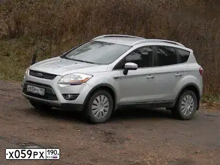 Фото автомобиля FORD KUGA, 2011 — госномер Х059РХ190. Цвет: Серебристый
