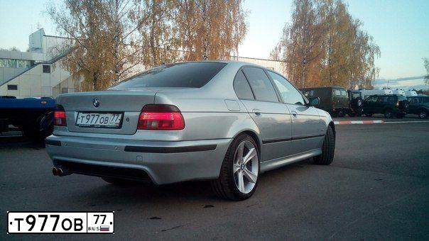 Фото автомобиля LADA 2109 SAMARA, 1996 — госномер Т977ОВ77. Цвет: Темно-зеленый