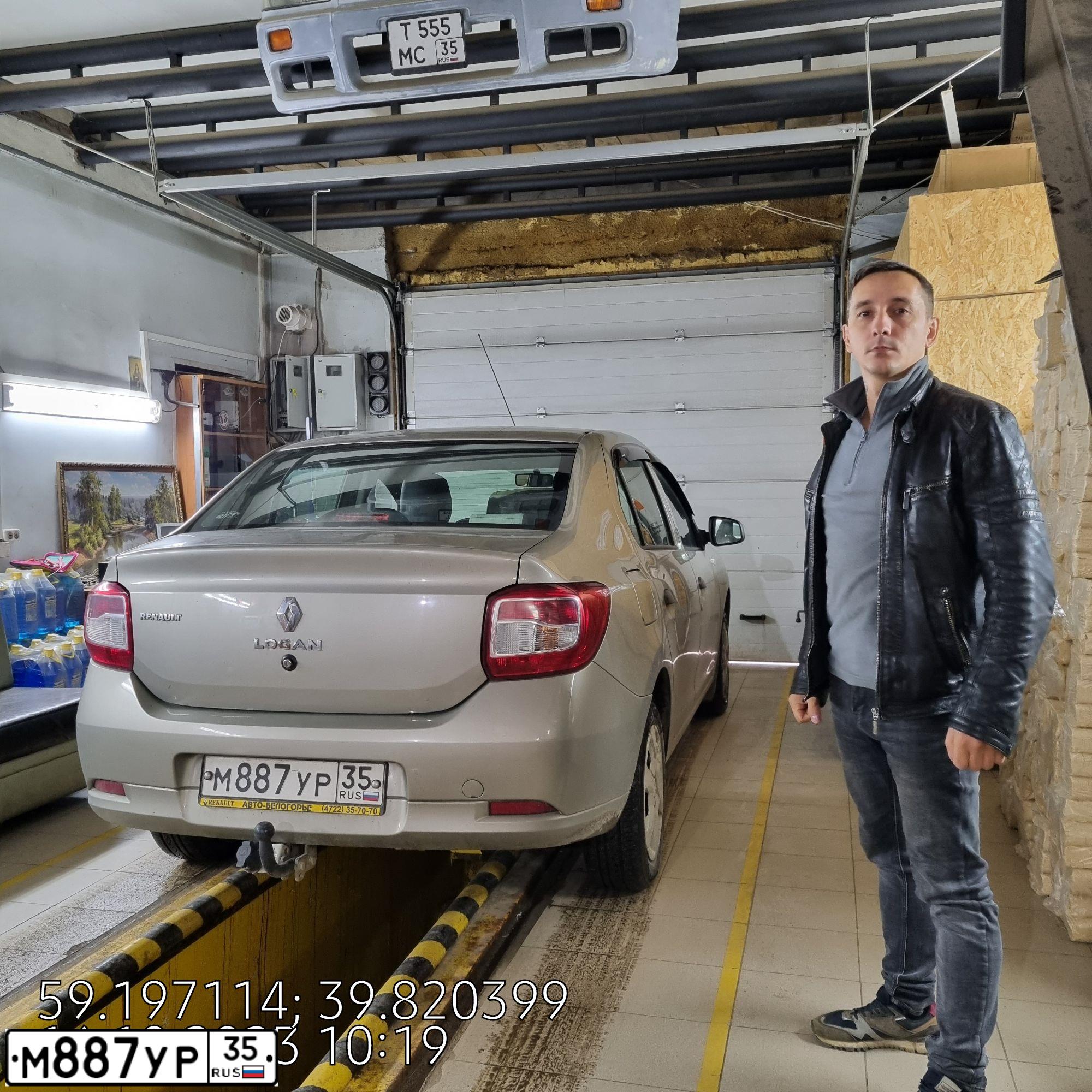 Фото автомобиля RENAULT LOGAN, 2017 — госномер М887УР35. Цвет: БЕЖЕВЫЙ