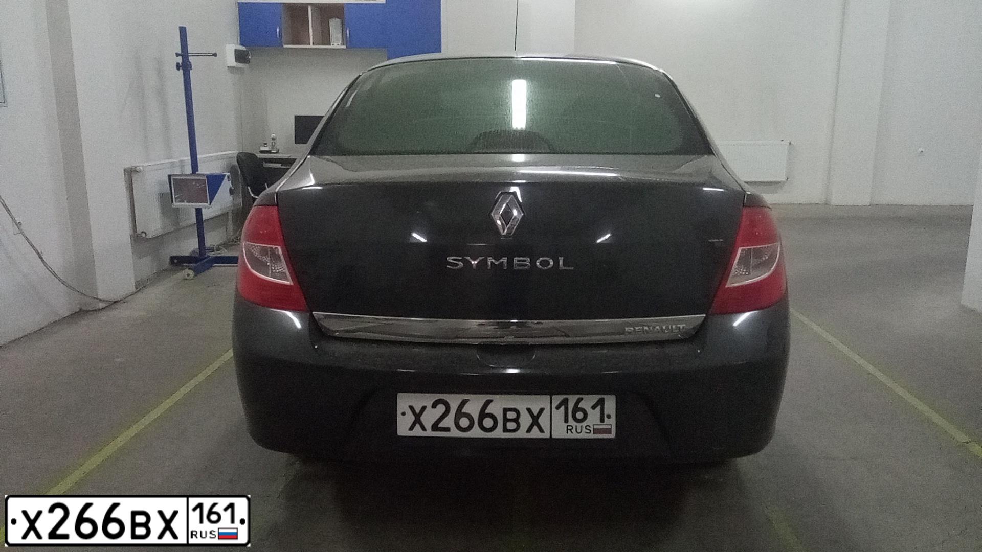 Фото автомобиля RENAULT SYMBOL, 2008 — госномер Х266ВХ161. Цвет: ЧЕРНЫЙ
