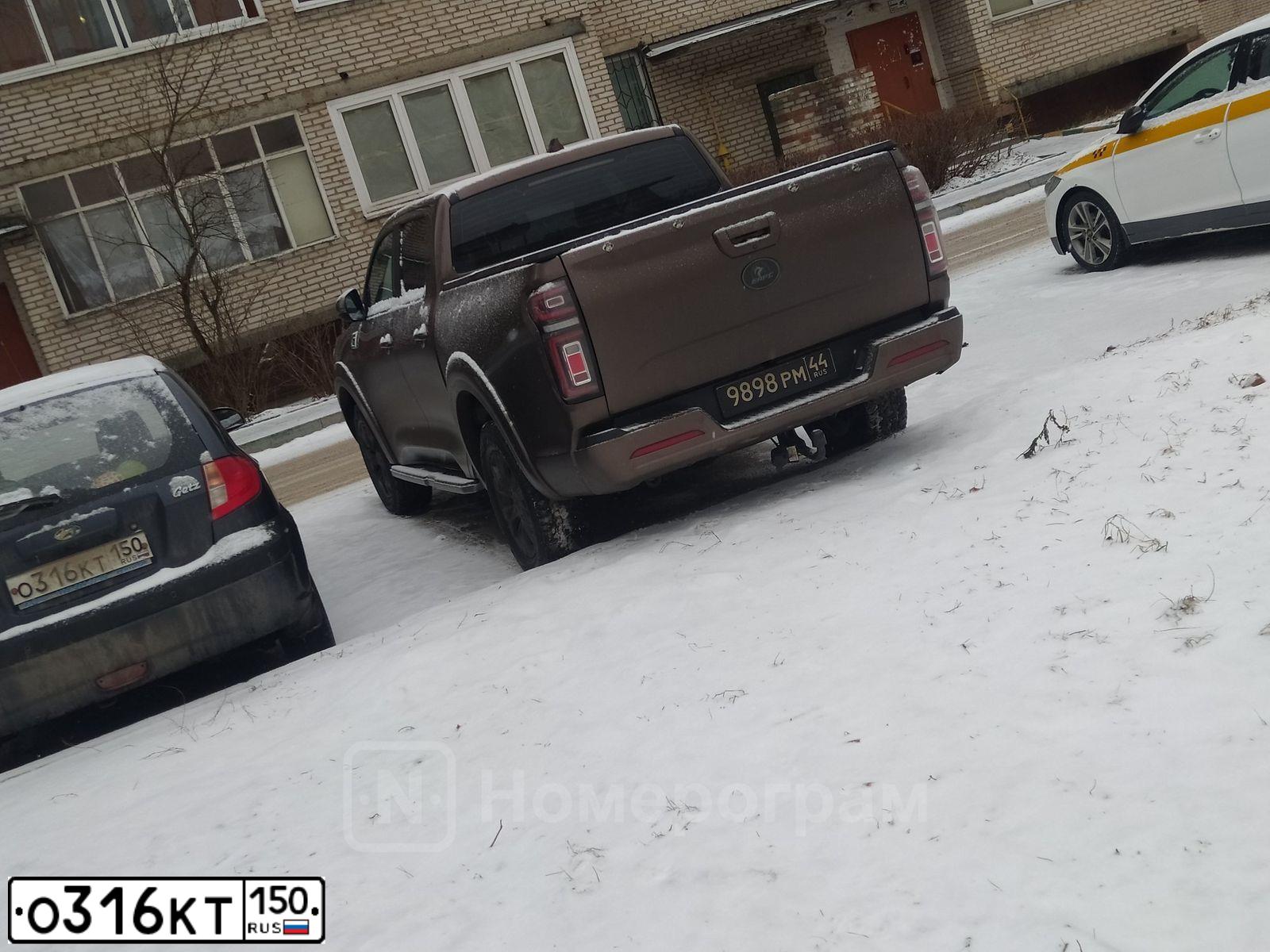 Фото автомобиля HYUNDAI GETZ, 2007 — госномер О316КТ150. Цвет: СЕРЫЙ ТЕМНЫЙ