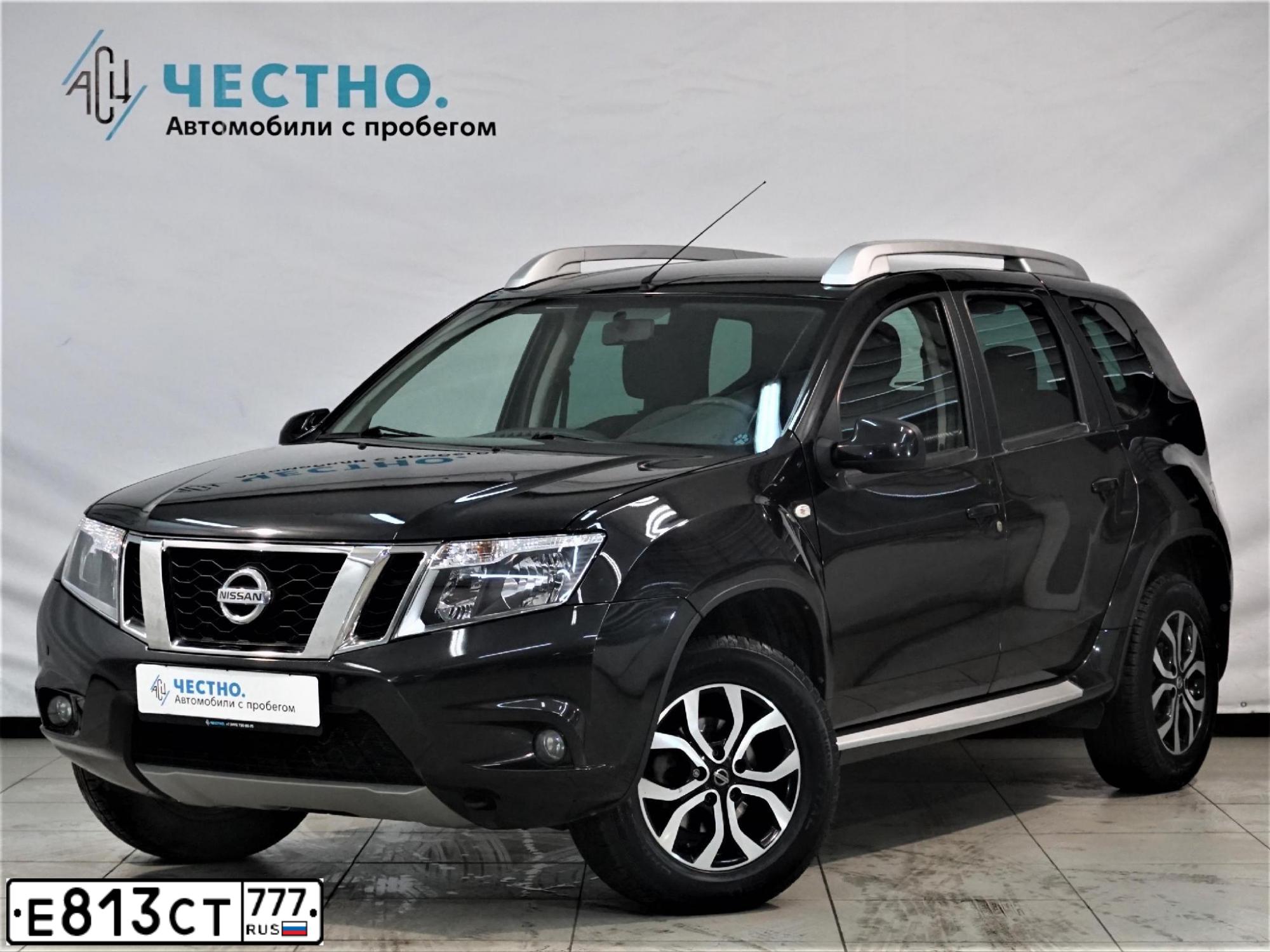 Фото автомобиля NISSAN TERRANO, 2016 — госномер Е813СТ777. Цвет: ЧЕРНЫЙ