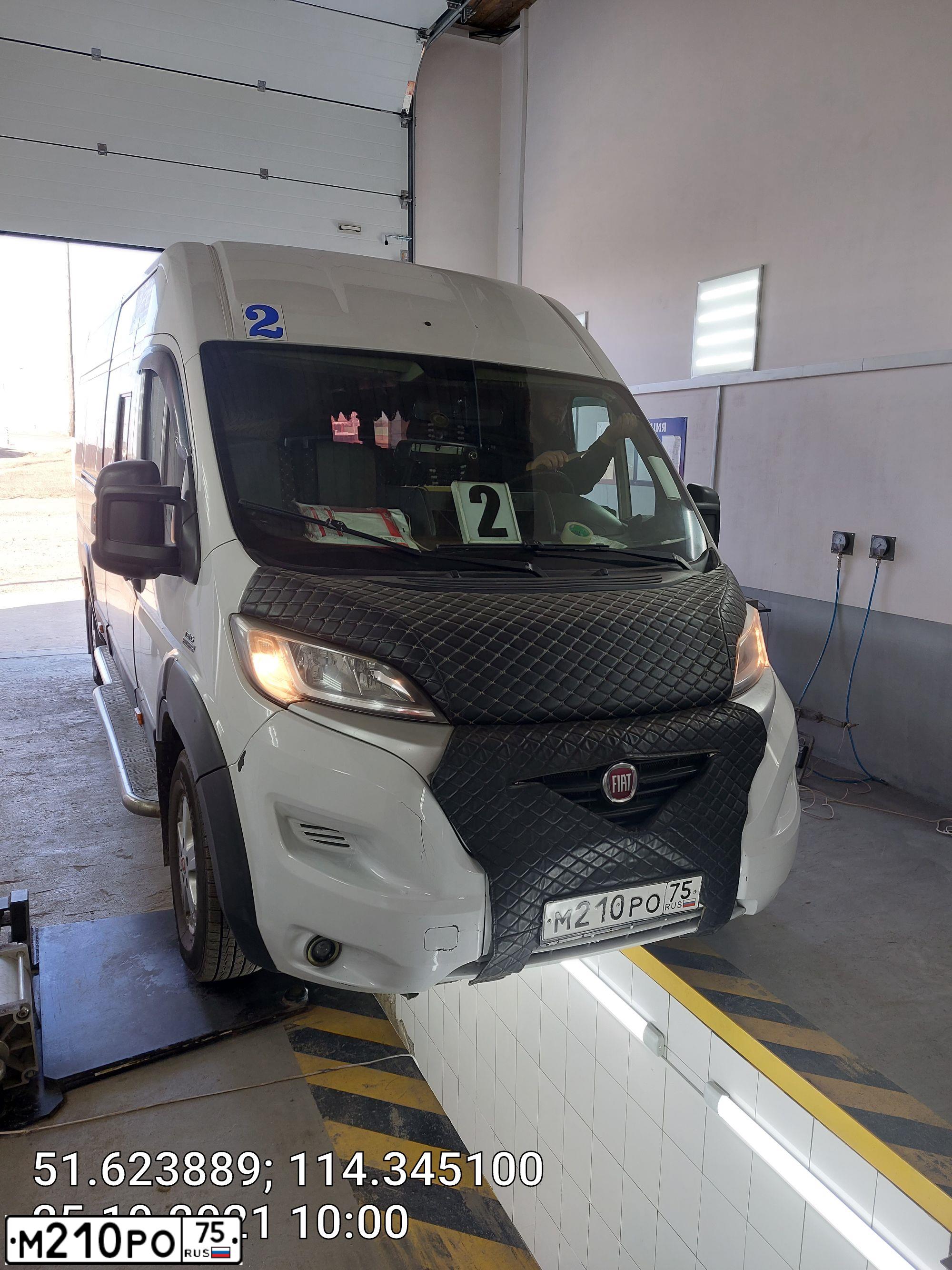 Фото автомобиля FIAT DUCATO, 2015 — госномер М210РО75. Цвет: Белый