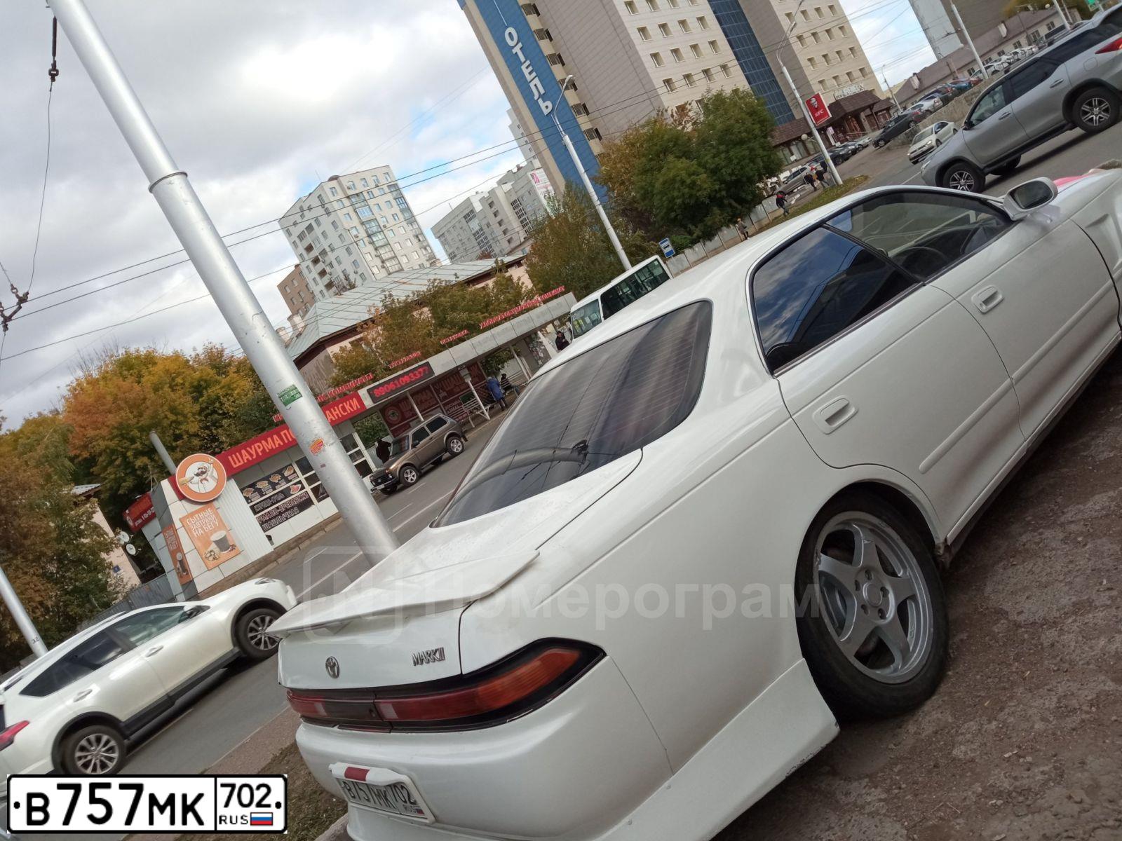 Фото автомобиля TOYOTA MARK II, 1994 — госномер В757МК702