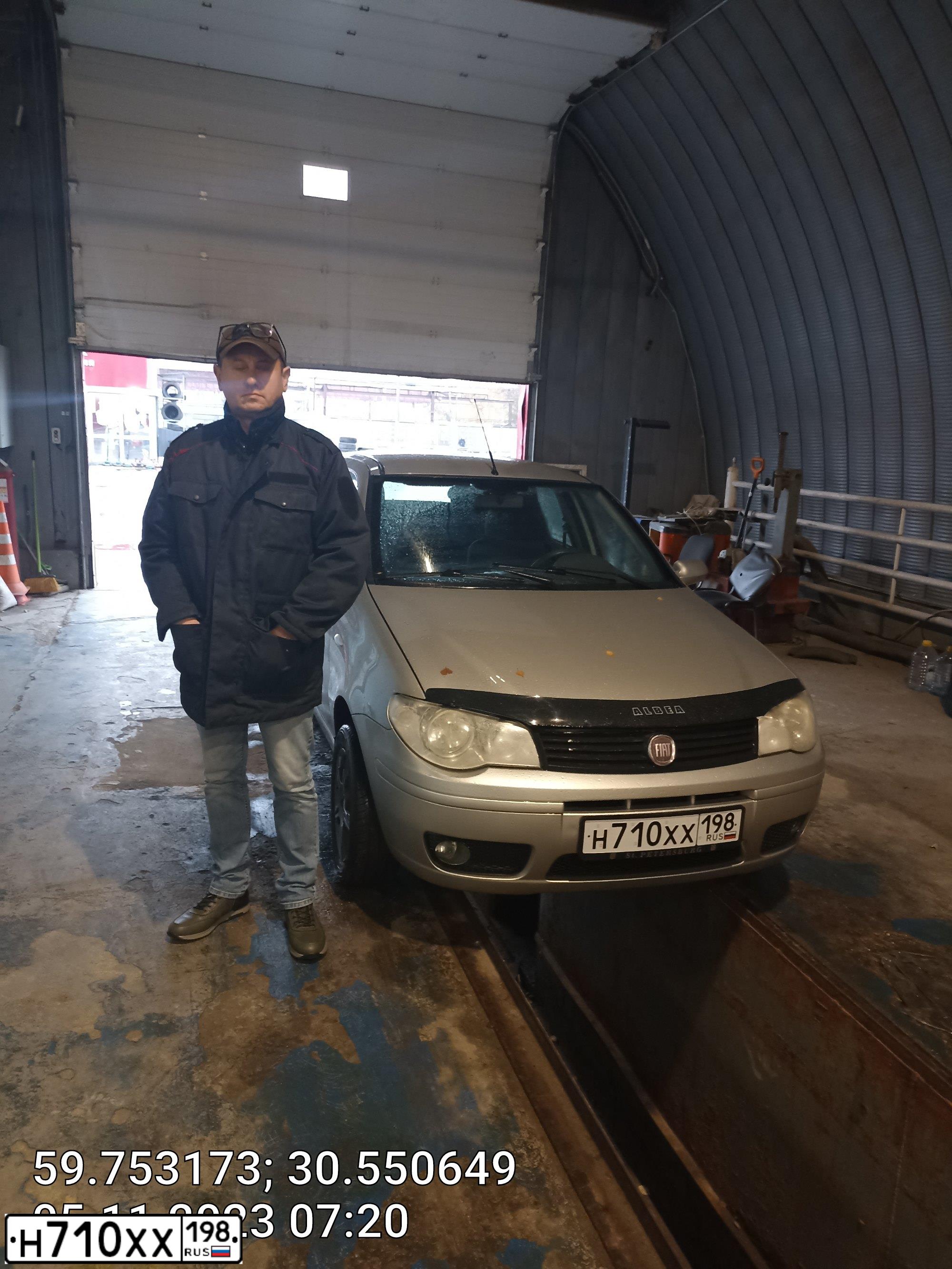 Фото автомобиля FIAT ALBEA, 2010 — госномер К282РВ147. Цвет: СЕРЫЙ СТАЛЬНОЙ