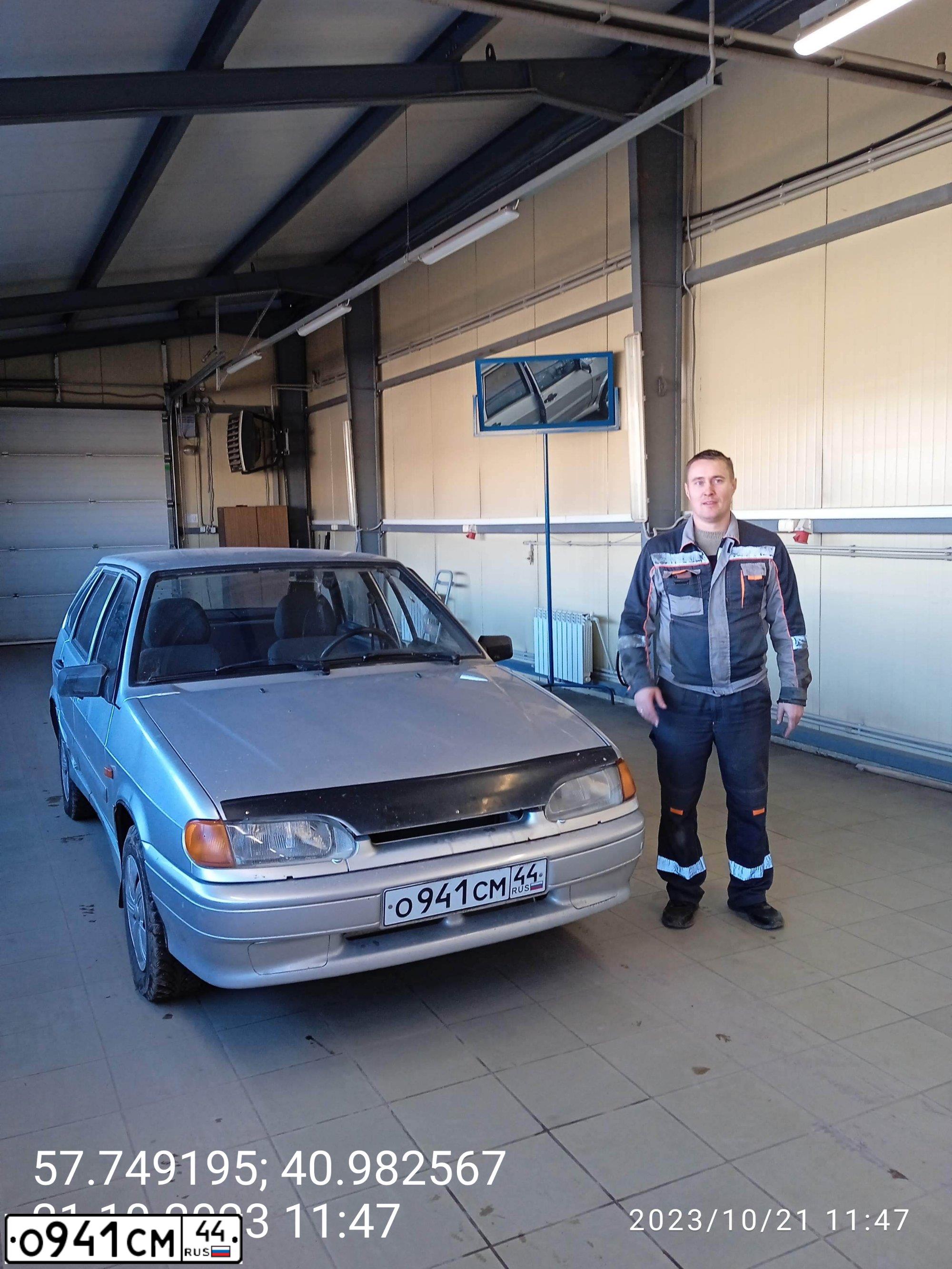 Фото автомобиля LADA 2114 SAMARA, 2009 — госномер М326ММ44. Цвет: СВЕТЛО-СЕРЕБРИСТЫЙ МЕТАЛЛ