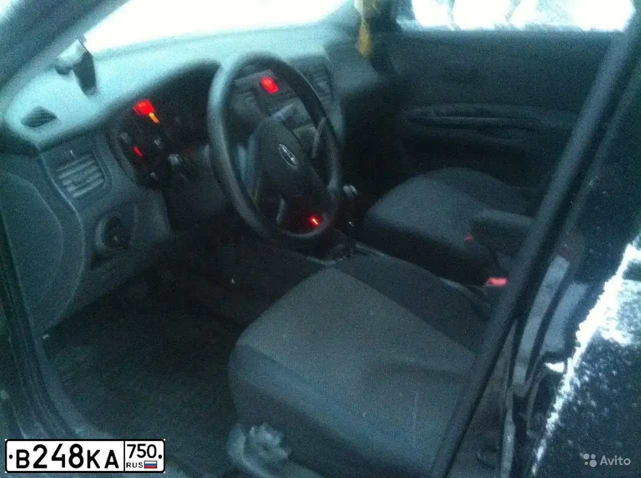 Фото автомобиля KIA RIO, 2010 — госномер В248КА750. Цвет: ЧЕРНЫЙ