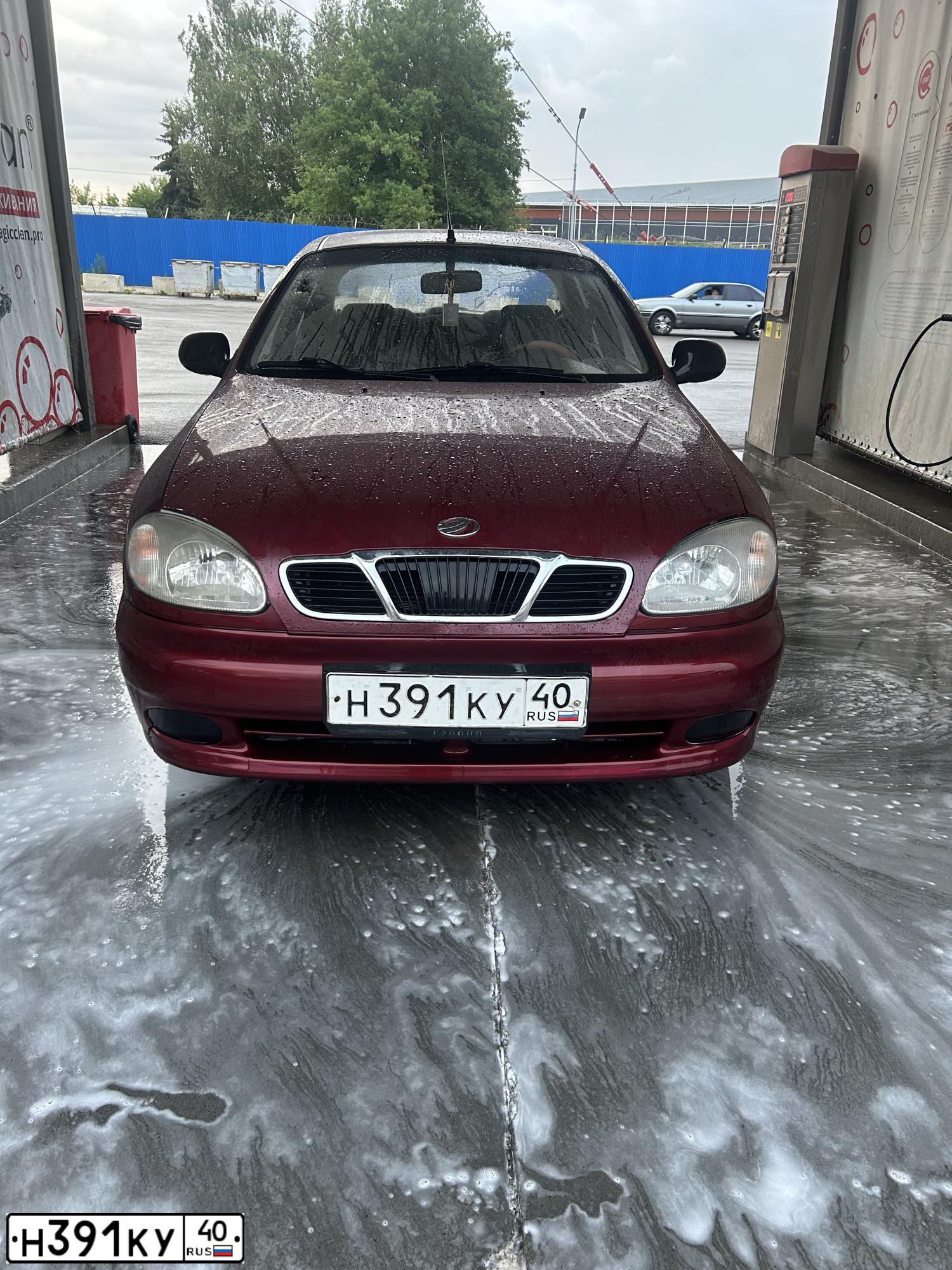 Фото автомобиля ZAZ CHANCE, 2011 — госномер Н391КУ40. Цвет: Красный