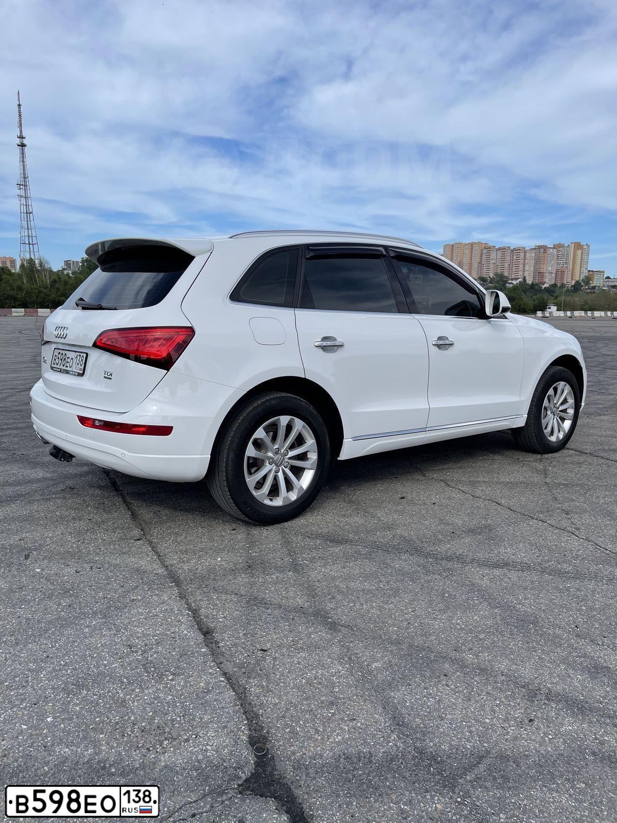 Фото автомобиля AUDI Q5, 2014 — госномер Р545АУ550. Цвет: Белый