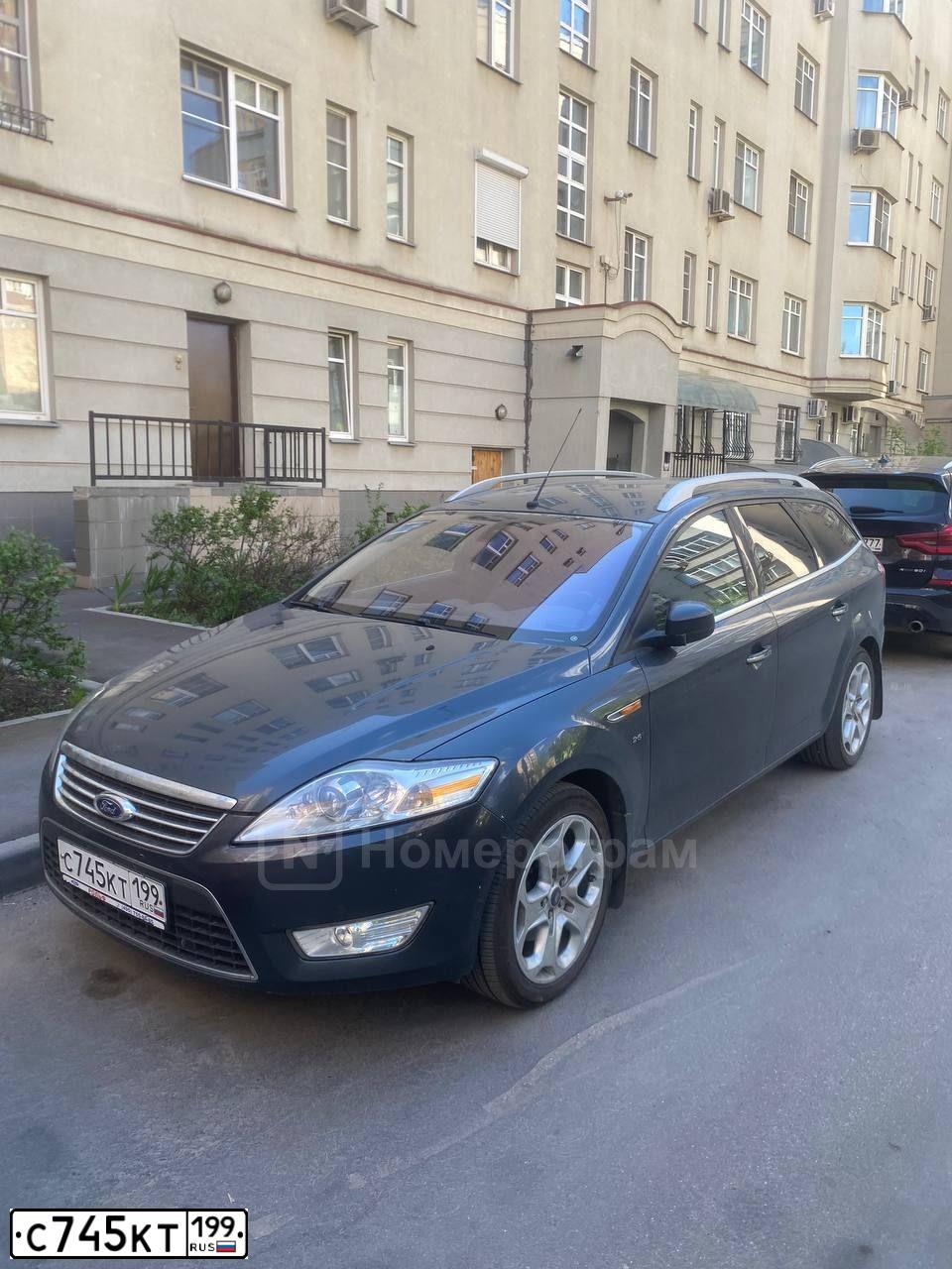 Фото автомобиля AUDI A4, 1998 — госномер С745КТ199. Цвет: Белый