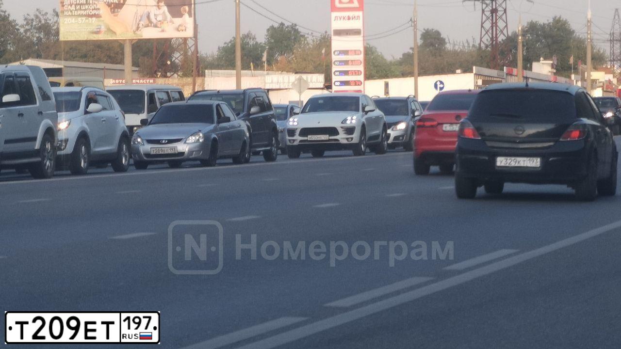 Фото автомобиля NISSAN TEANA, 2010 — госномер Т016ТТ21. Цвет: ЧЕРНЫЙ