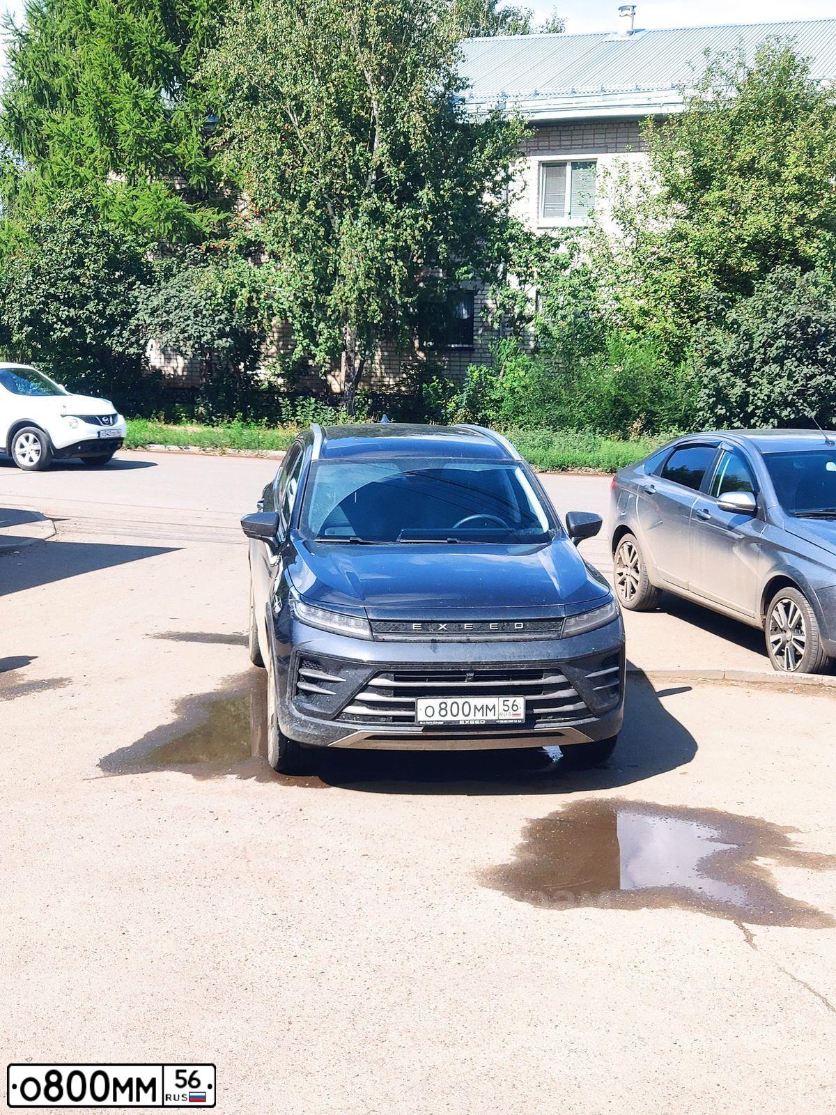 Фото автомобиля VOLKSWAGEN TIGUAN, 2016 — госномер О800ММ56. Цвет: Белый