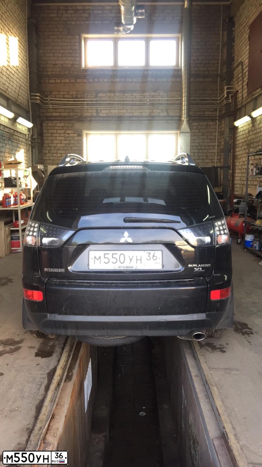 Фото автомобиля OPEL CORSA, 2007 — госномер М550УН36. Цвет: Серый