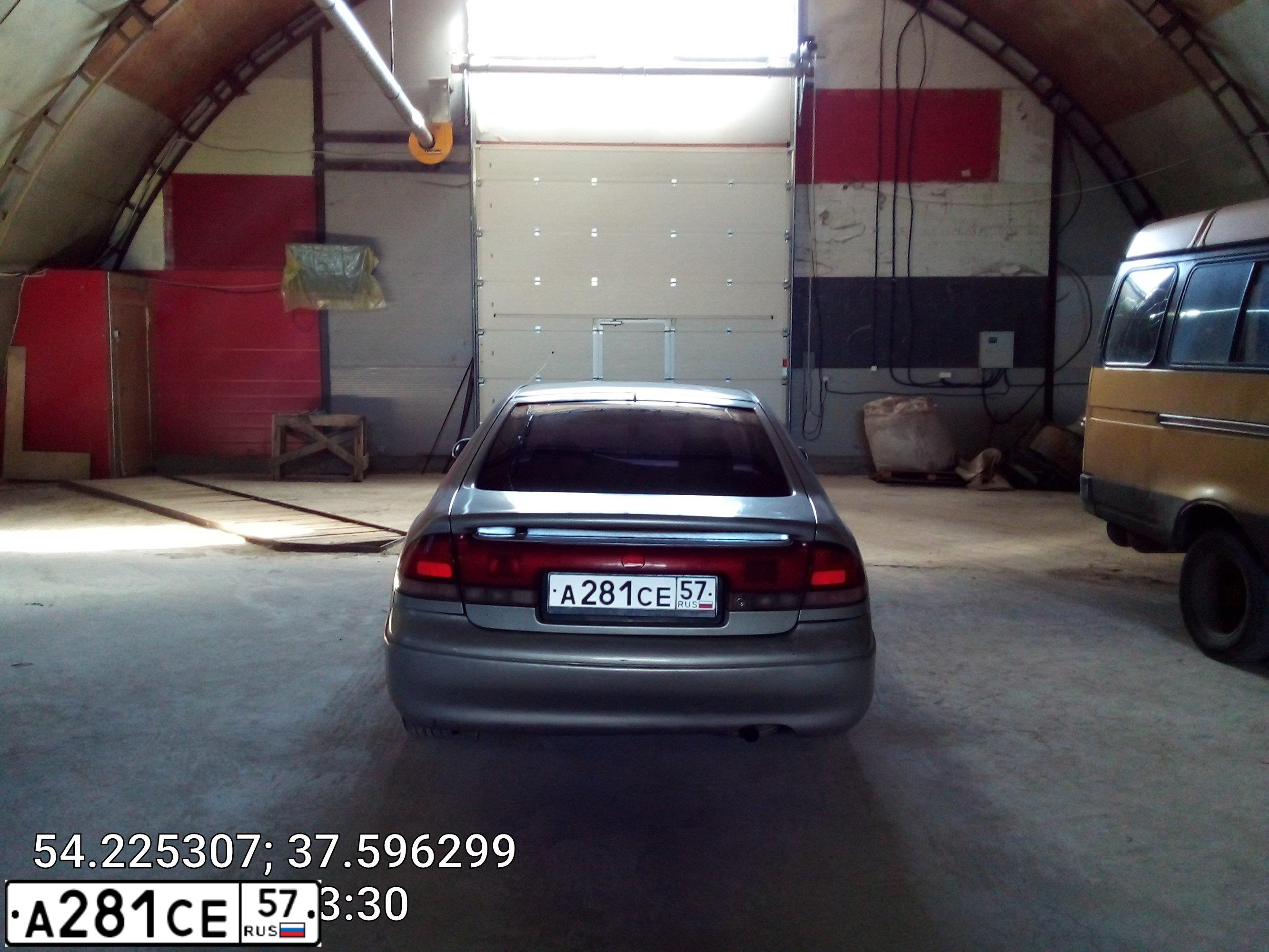 Фото автомобиля MAZDA 626, 1995 — госномер У417ХВ99. Цвет: БЕЛЫЙ (СЕРЕБРИСТЫЙ)