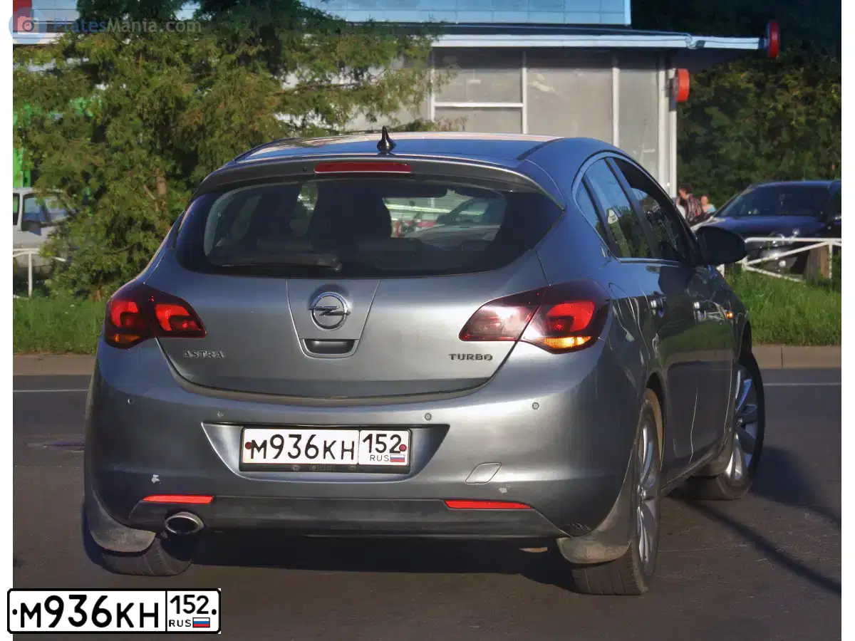 Фото автомобиля OPEL ASTRA, 2010 — госномер М936КН152. Цвет: СЕРЕБРИСТЫЙ