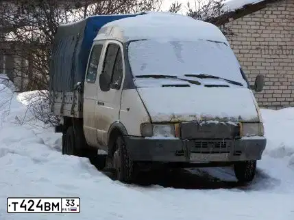 Фото автомобиля ГАЗ 33023, 2001 — госномер Т424ВМ33. Цвет: ЖЕЛТО-БЕЛЫЙ