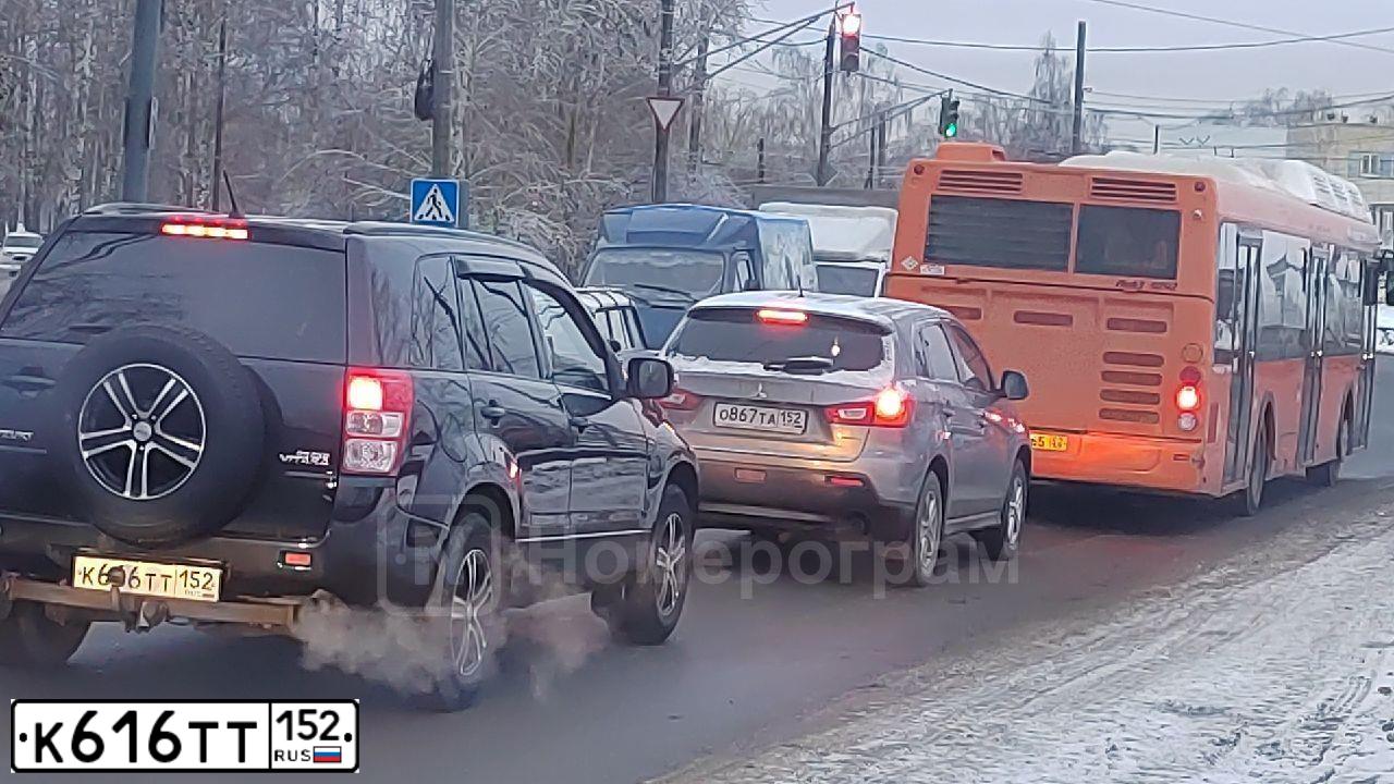 Фото автомобиля LADA 1118 KALINA, 2006 — госномер К616ТТ152. Цвет: ЯРКО-СИНИЙ