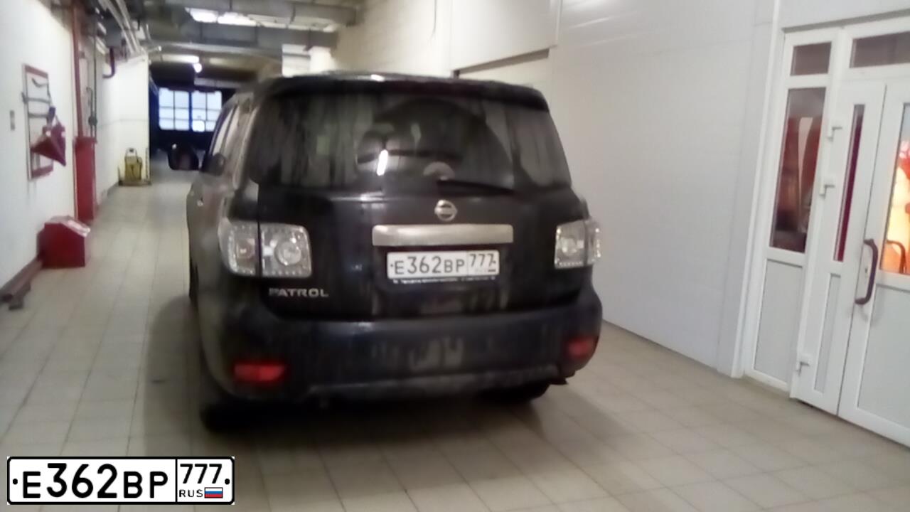 Фото автомобиля NISSAN PATROL, 2013 — госномер Е362ВР777