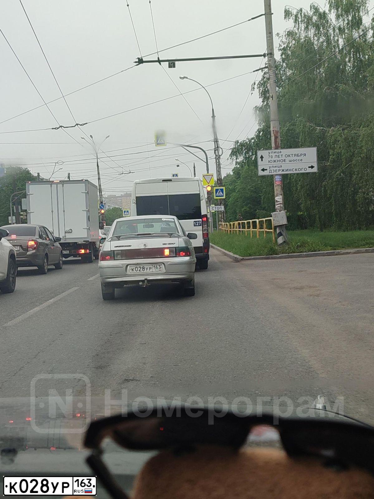 Фото автомобиля LADA 2110, 2006 — госномер К028УР163. Цвет: Серебристый