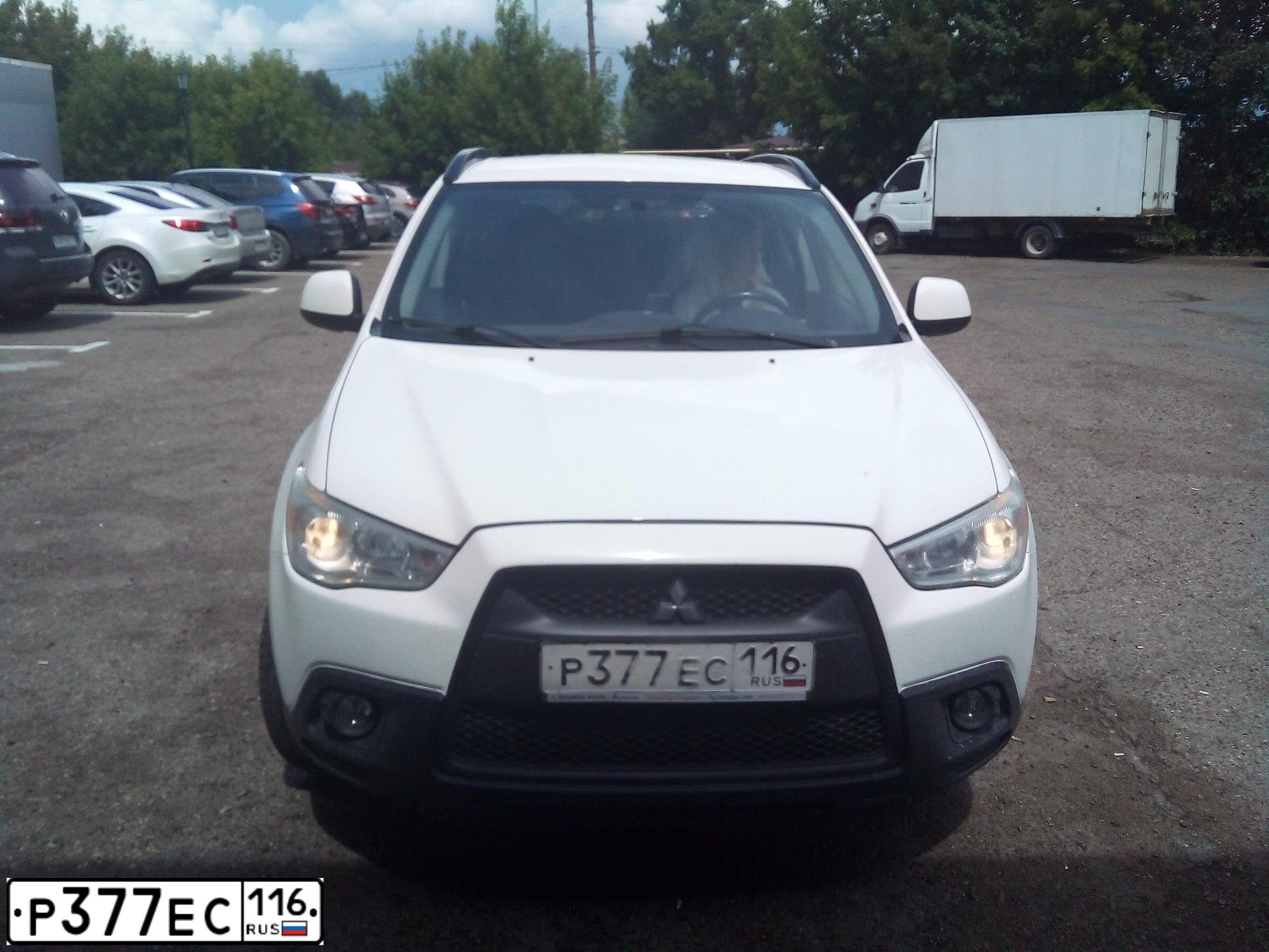 Фото автомобиля MITSUBISHI ASX, 2012 — госномер Р377ЕС116. Цвет: Белый