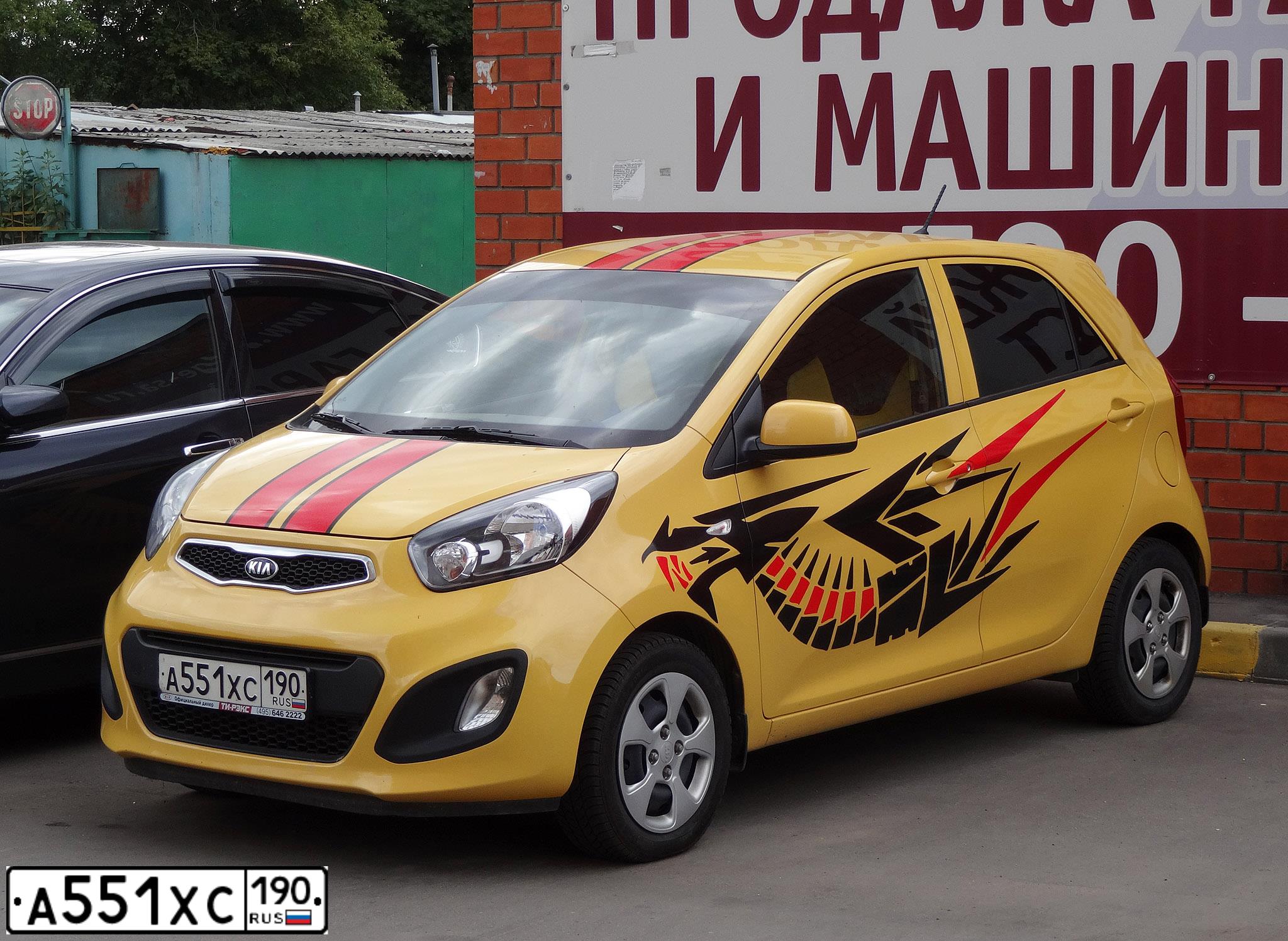Фото автомобиля KIA PICANTO / MORNING, 2012 — госномер А075СТ777. Цвет: МЕДОВЫЙ