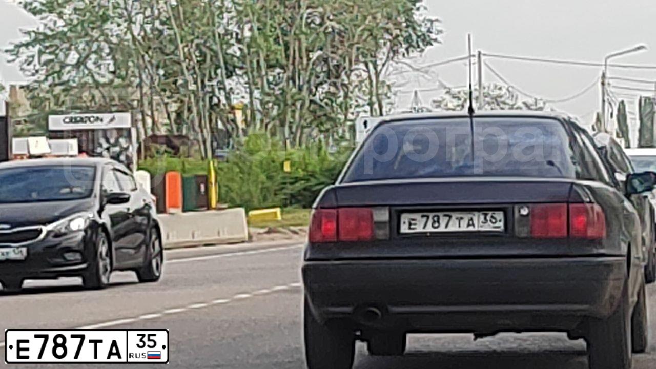 Фото автомобиля HYUNDAI IX35, 2015 — госномер М317МВ35. Цвет: Белый