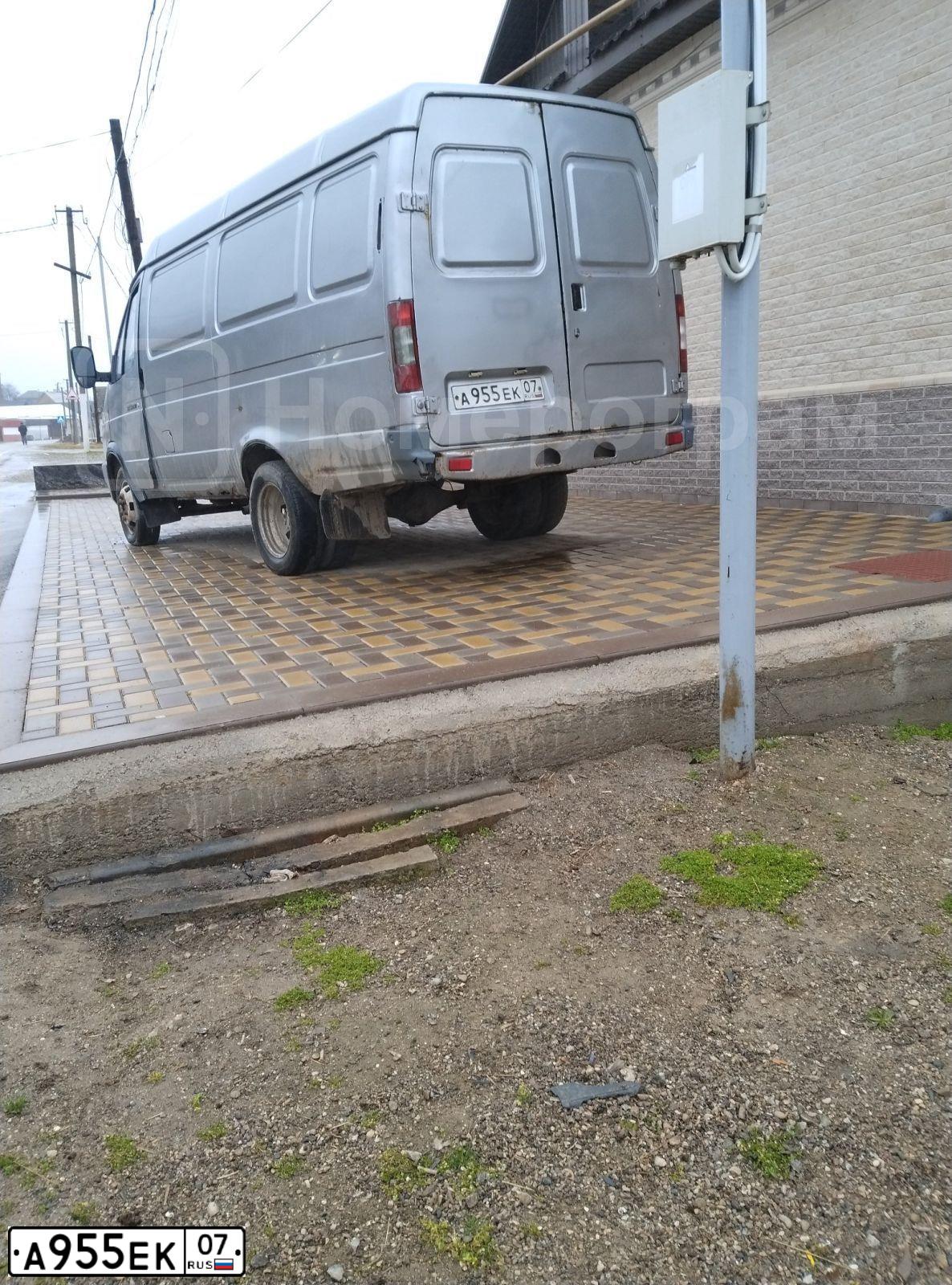Фото автомобиля GAZ 2705 EL, 2007 — госномер А965ЕК07. Цвет: СЕРЕБРИСТЫЙ