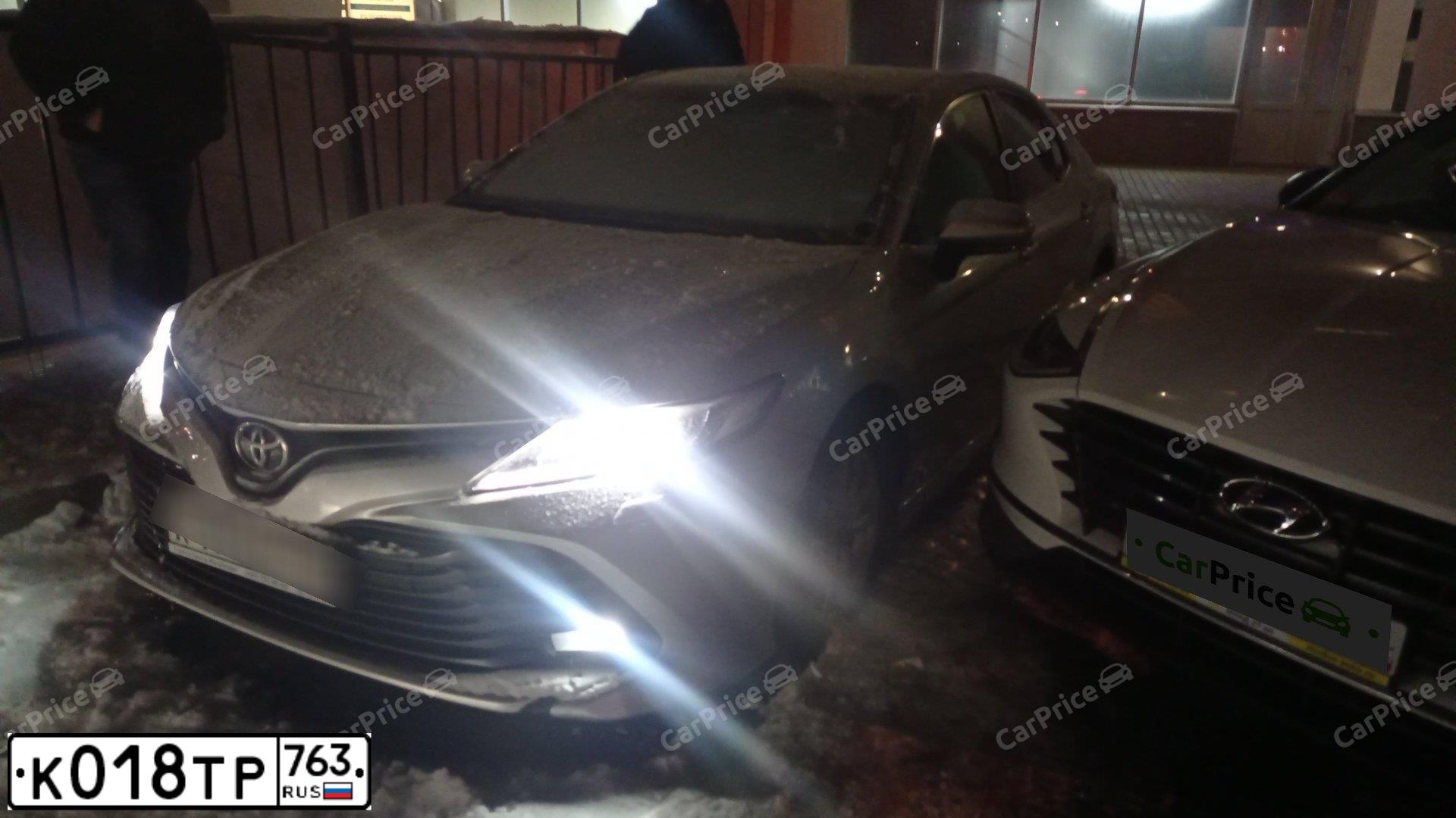 Фото автомобиля TOYOTA CAMRY, 2020 — госномер К018ТР763. Цвет: СЕРЫЙ