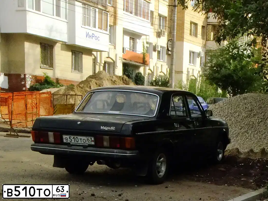 Фото автомобиля GAZ 3102 WOLGA, 1996 — госномер В510ТО63. Цвет: ЧЕРНЫЙ