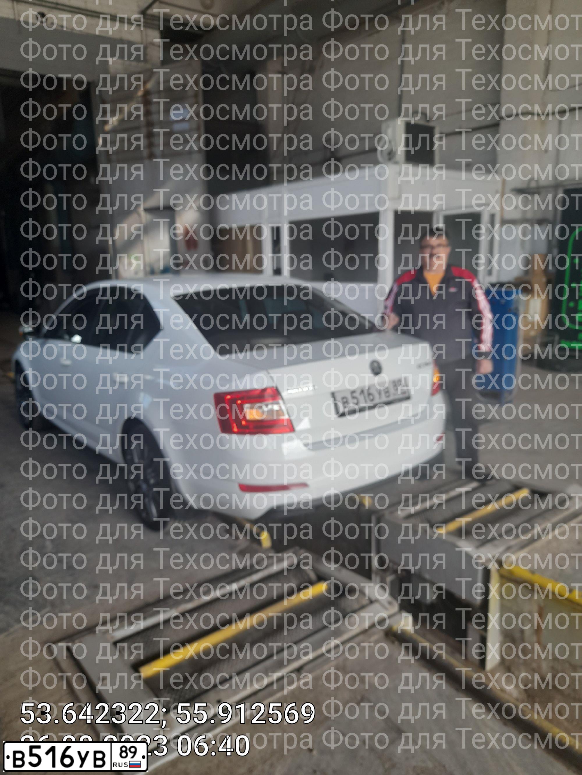 Фото автомобиля SKODA OCTAVIA, 2016 — госномер М274СО702. Цвет: Белый