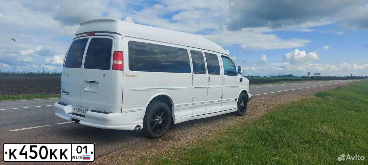 Фото автомобиля CHEVROLET EXPRESS VAN, 2011 — госномер М118МР136. Цвет: БЕЛЫЙ