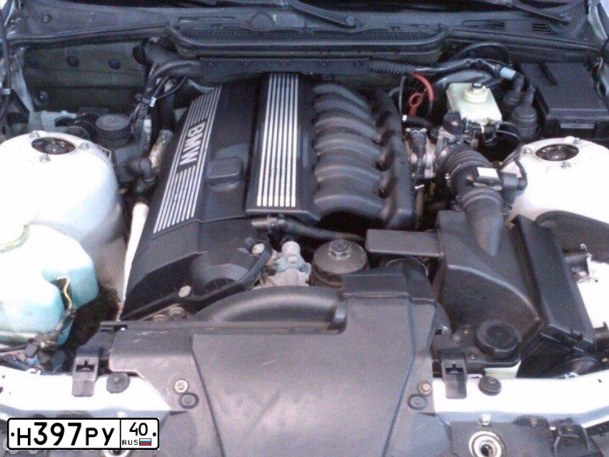 Фото автомобиля BMW 320, 1998 — госномер Е901АН790. Цвет: СЕРЕБРИСТЫЙ