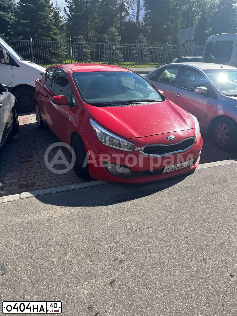 Фото автомобиля LADA VESTA, 2018 — госномер О404НА40. Цвет: БЕЛЫЙ