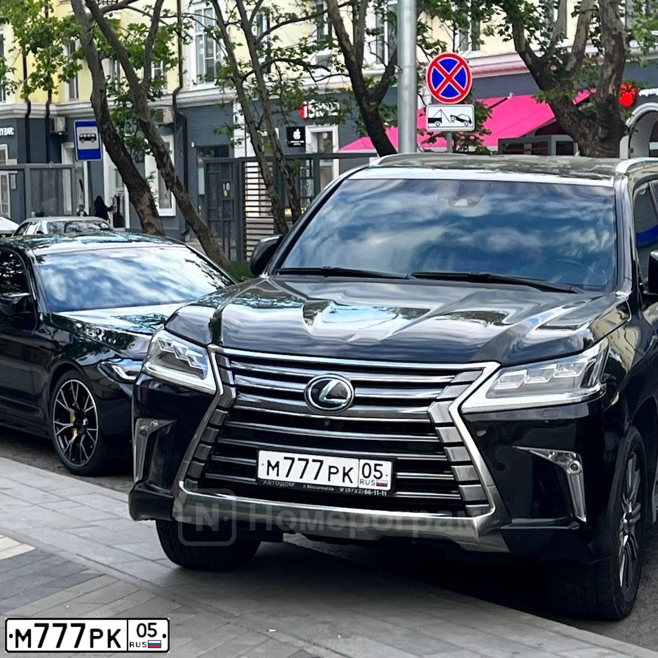 Фото автомобиля LEXUS LX, 2016 — госномер М777РК05. Цвет: ЧЕРНЫЙ