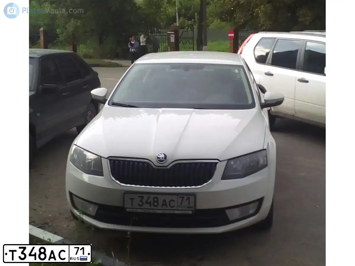 Фото автомобиля SKODA OCTAVIA, 2014 — госномер Т348АС71. Цвет: БЕЛЫЙ