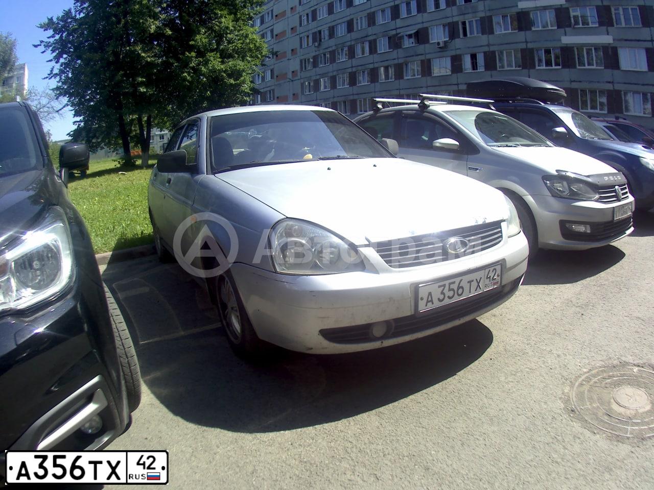 Фото автомобиля LADA PRIORA, 2008 — госномер В560ОЕ142. Цвет: СВЕТЛО-СЕРЕБРИСТЫЙ МЕТАЛЛ