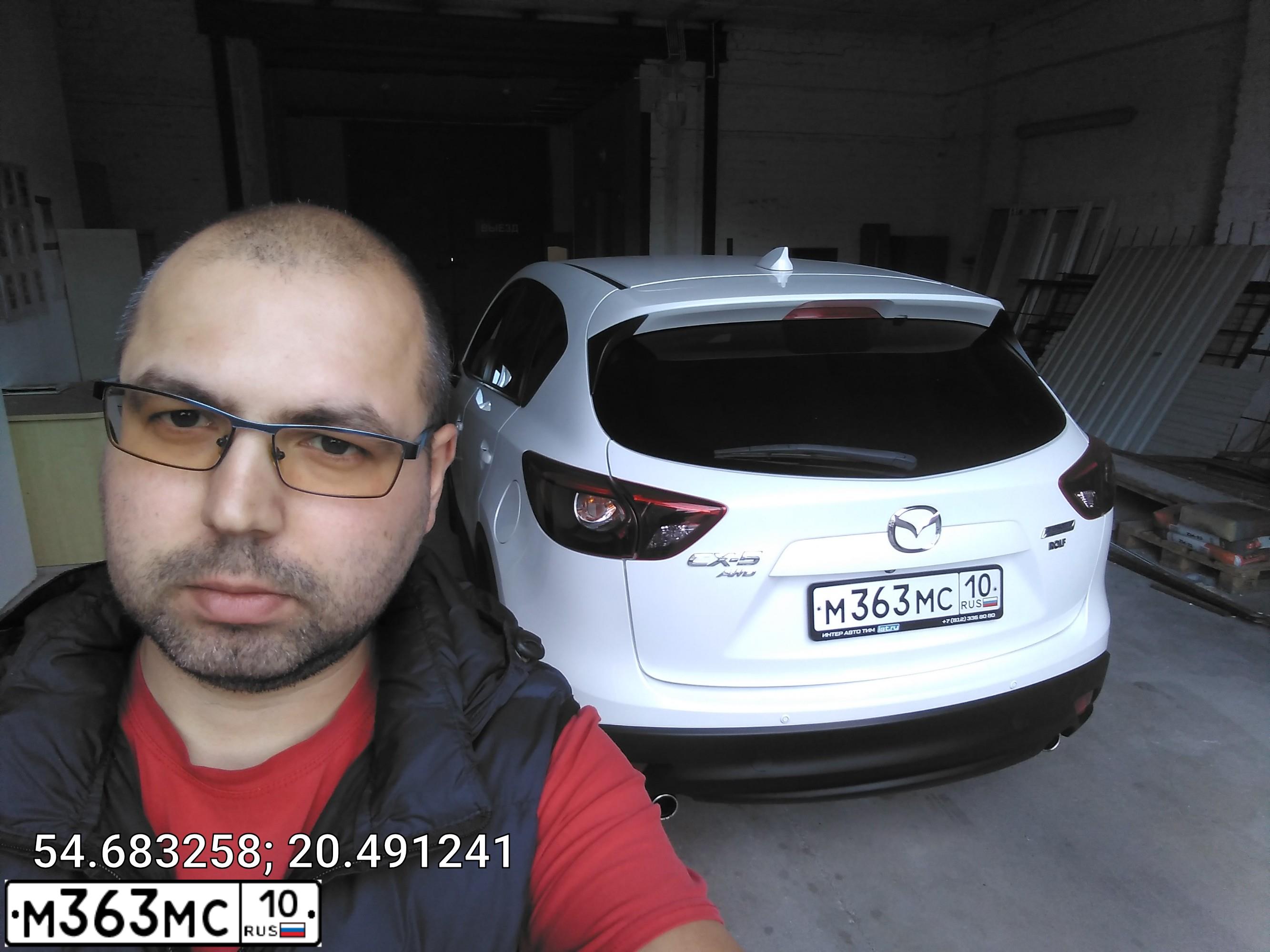 Фото автомобиля MAZDA CX-5, 2015 — госномер М363МС10. Цвет: БЕЛЫЙ