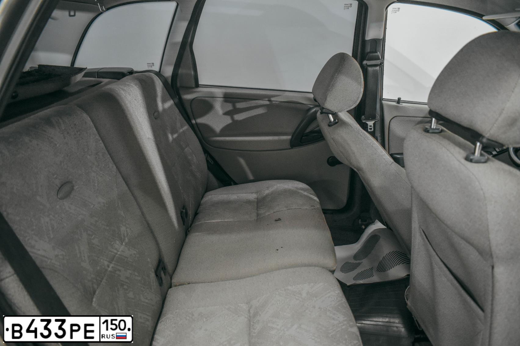 Фото автомобиля LADA 1117 KALINA, 2008 — госномер М602МХ40. Цвет: Темно-серый металлик